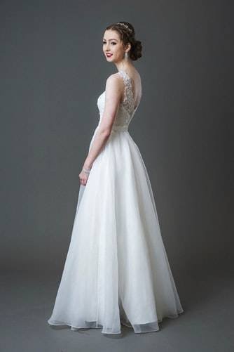 straight-body-wedding-dress