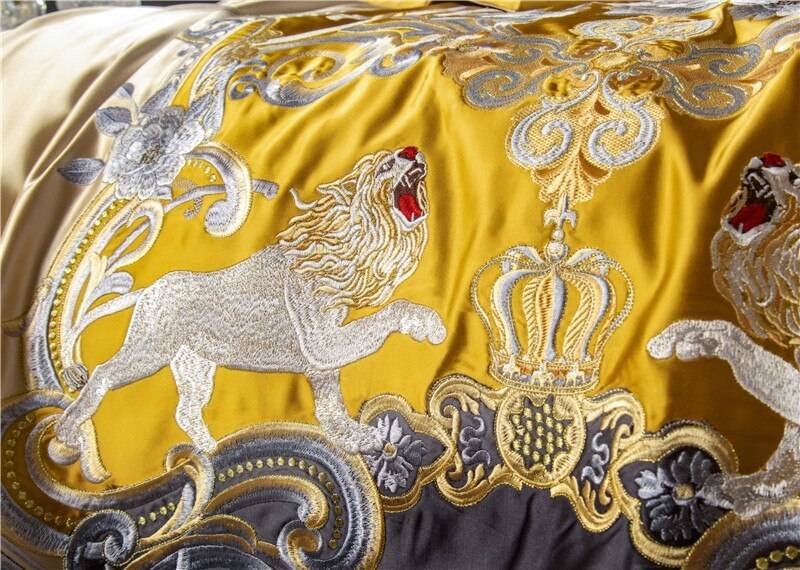 Chic Faux Silk Luxury Jacquard Embroidery Bedding Set 4/6/10Pcs Chic Faux Silk Luxury Jacquard Embroidery Bedding Set 4/6/10Pcs