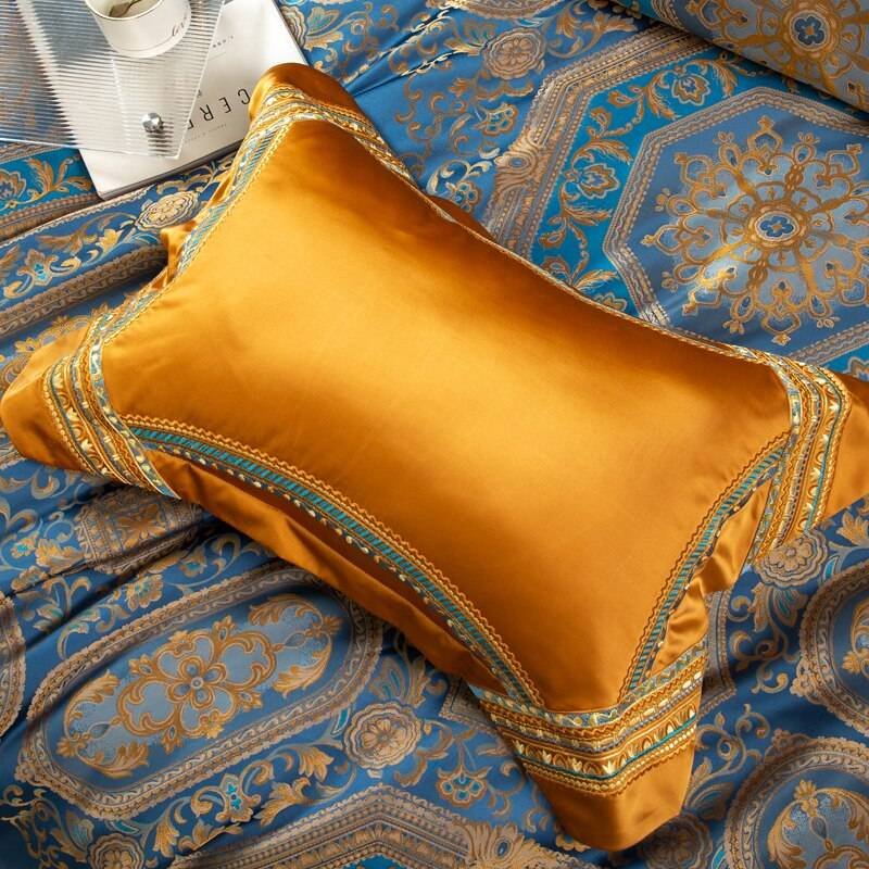 Chic Faux Silk Luxury Jacquard Embroidery Bedding Set 4/6/10Pcs Chic Faux Silk Luxury Jacquard Embroidery Bedding Set 4/6/10Pcs
