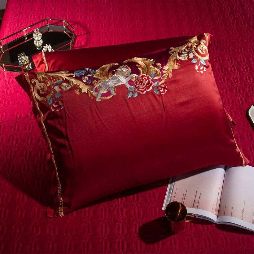 Chic Faux Silk Luxury Jacquard Embroidery Bedding Set 4/6/10Pcs Chic Faux Silk Luxury Jacquard Embroidery Bedding Set 4/6/10Pcs