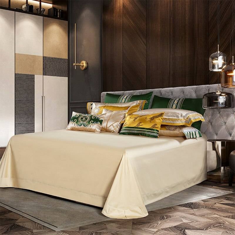Chic Faux Silk Luxury Jacquard Embroidery Bedding Set 4/6/10Pcs Chic Faux Silk Luxury Jacquard Embroidery Bedding Set 4/6/10Pcs