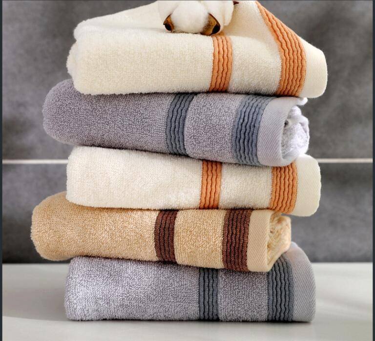 Satin like Silk and Cotton Embroidery Luxury Bedding Set 4/6Pcs Satin like Silk and Cotton Embroidery Luxury Bedding Set 4/6Pcs